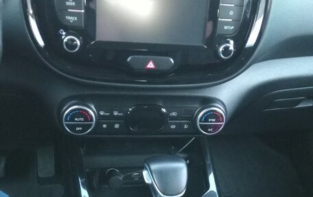 KIA Soul III, 2019 год, 2 220 000 рублей, 14 фотография