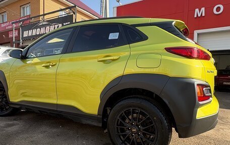 Hyundai Kona I, 2020 год, 2 700 000 рублей, 4 фотография