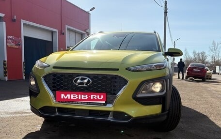 Hyundai Kona I, 2020 год, 2 700 000 рублей, 2 фотография