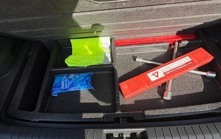 Hyundai Kona I, 2020 год, 2 700 000 рублей, 26 фотография