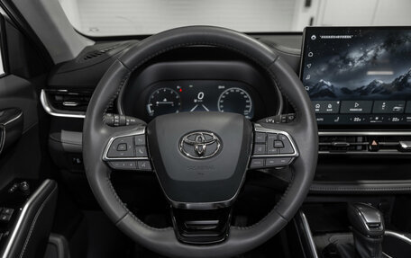 Toyota Highlander, 2025 год, 5 500 000 рублей, 11 фотография