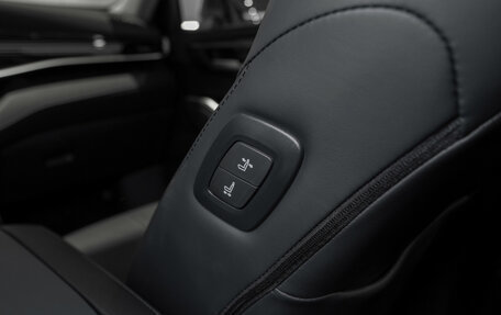 Toyota Highlander, 2025 год, 5 500 000 рублей, 17 фотография