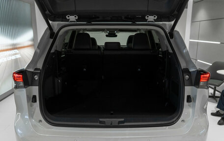 Toyota Highlander, 2025 год, 5 500 000 рублей, 26 фотография