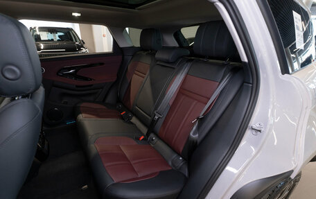 Land Rover Range Rover Evoque II, 2025 год, 6 000 000 рублей, 13 фотография