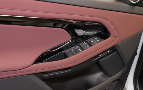 Land Rover Range Rover Evoque II, 2025 год, 6 000 000 рублей, 15 фотография