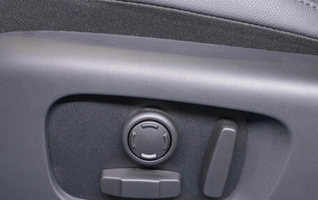 Land Rover Range Rover Evoque II, 2025 год, 6 000 000 рублей, 17 фотография