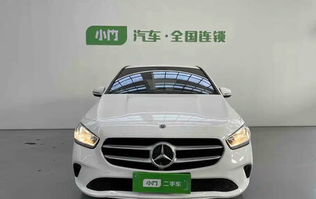 Mercedes-Benz B-Класс, 2022 год, 1 950 000 рублей, 3 фотография