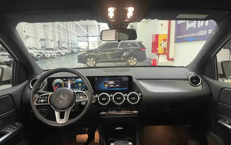 Mercedes-Benz B-Класс, 2022 год, 1 950 000 рублей, 11 фотография