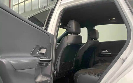 Mercedes-Benz B-Класс, 2022 год, 1 950 000 рублей, 14 фотография