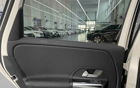 Mercedes-Benz B-Класс, 2022 год, 1 950 000 рублей, 15 фотография
