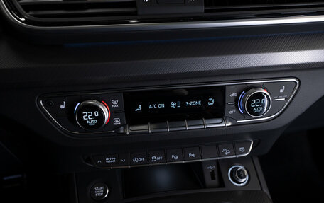 Audi Q5, 2025 год, 5 900 000 рублей, 16 фотография