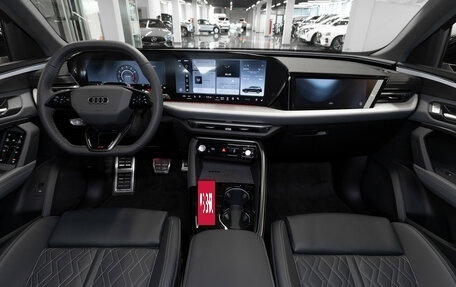 Audi Q5, 2025 год, 7 050 000 рублей, 8 фотография