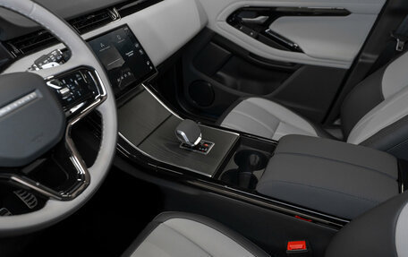 Land Rover Range Rover Evoque II, 2025 год, 6 120 000 рублей, 16 фотография