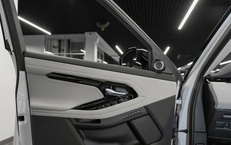 Land Rover Range Rover Evoque II, 2025 год, 6 120 000 рублей, 21 фотография