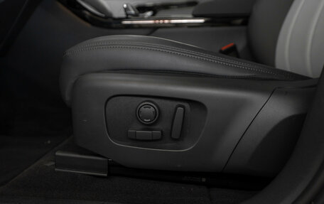 Land Rover Range Rover Evoque II, 2025 год, 6 120 000 рублей, 24 фотография