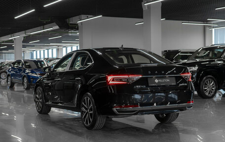 Skoda Superb III рестайлинг, 2025 год, 3 200 000 рублей, 4 фотография