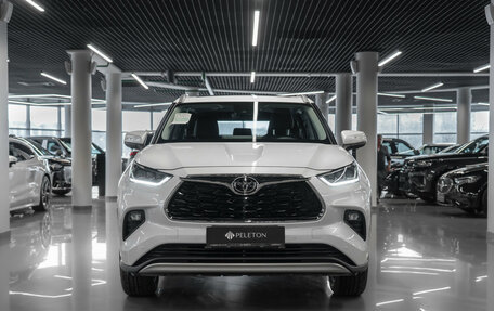 Toyota Highlander, 2025 год, 5 600 000 рублей, 3 фотография