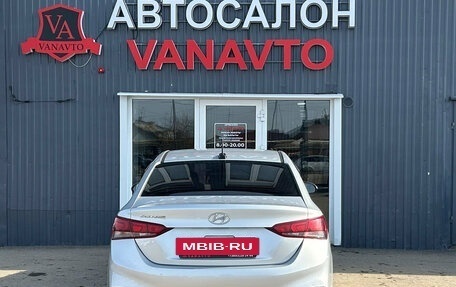 Hyundai Solaris II рестайлинг, 2017 год, 1 130 000 рублей, 7 фотография