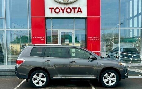 Toyota Highlander III, 2012 год, 1 910 000 рублей, 7 фотография