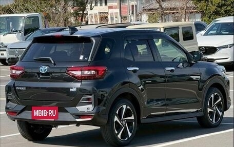 Toyota Raize I, 2022 год, 1 381 000 рублей, 4 фотография