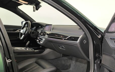 BMW 7 серия, 2019 год, 4 950 000 рублей, 14 фотография