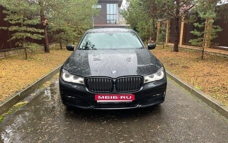 BMW 7 серия, 2018 год, 3 500 000 рублей, 3 фотография