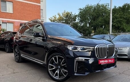 BMW X7, 2021 год, 10 700 000 рублей, 3 фотография