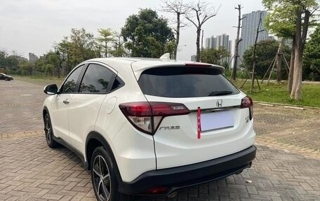 Honda Vezel, 2022 год, 1 600 000 рублей, 4 фотография