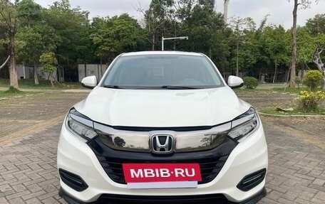 Honda Vezel, 2022 год, 1 600 000 рублей, 2 фотография