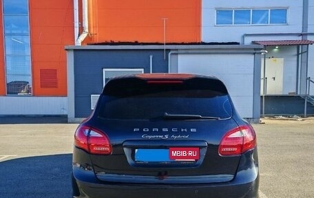 Porsche Cayenne III, 2010 год, 2 299 999 рублей, 2 фотография