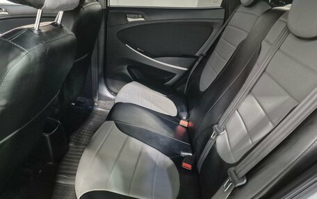 Hyundai Solaris II рестайлинг, 2015 год, 995 000 рублей, 15 фотография