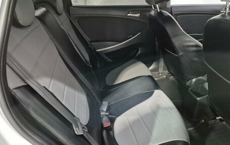 Hyundai Solaris II рестайлинг, 2015 год, 995 000 рублей, 14 фотография