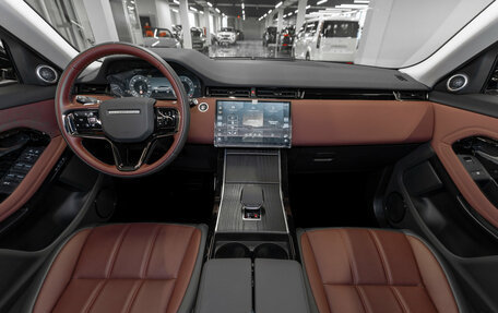 Land Rover Range Rover Evoque II, 2025 год, 6 050 000 рублей, 8 фотография