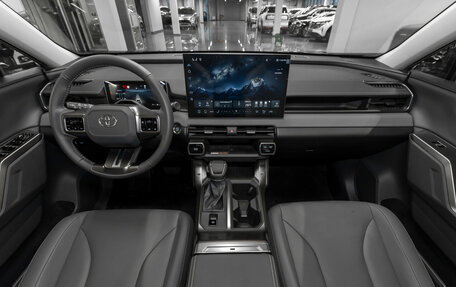 Toyota RAV4, 2026 год, 5 050 000 рублей, 8 фотография