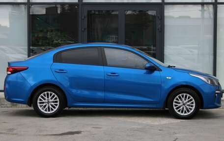 KIA Rio IV, 2018 год, 1 360 000 рублей, 5 фотография