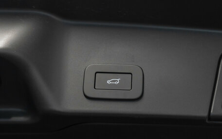 Land Rover Range Rover Evoque II, 2025 год, 5 950 000 рублей, 24 фотография