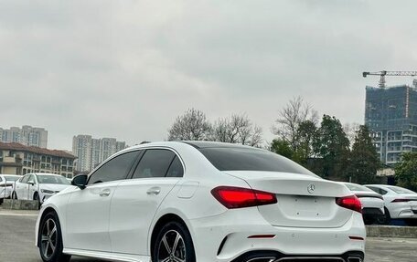 Mercedes-Benz A-Класс, 2023 год, 2 130 000 рублей, 6 фотография