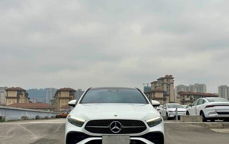 Mercedes-Benz A-Класс, 2023 год, 2 130 000 рублей, 2 фотография