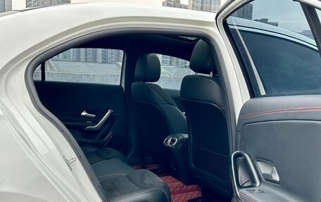 Mercedes-Benz A-Класс, 2023 год, 2 130 000 рублей, 11 фотография