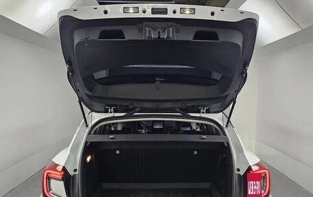 Renault Captur II, 2022 год, 1 611 000 рублей, 12 фотография