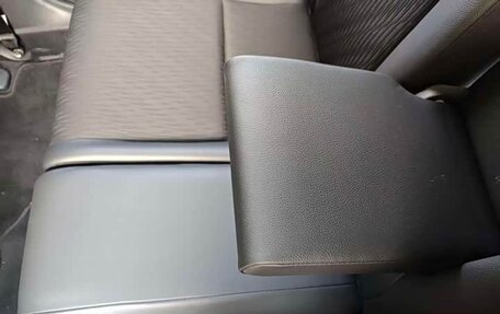 Honda Vezel, 2022 год, 1 600 000 рублей, 13 фотография