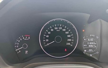 Honda Vezel, 2022 год, 1 600 000 рублей, 24 фотография