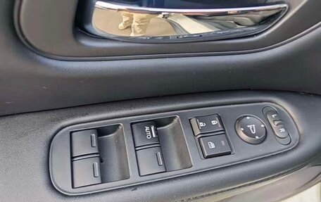 Honda Vezel, 2022 год, 1 600 000 рублей, 25 фотография