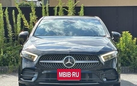 Mercedes-Benz A-Класс, 2023 год, 1 931 000 рублей, 2 фотография