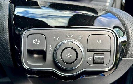 Mercedes-Benz A-Класс, 2023 год, 1 931 000 рублей, 14 фотография