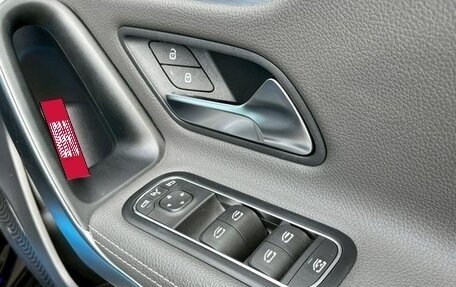 Mercedes-Benz A-Класс, 2023 год, 1 931 000 рублей, 15 фотография