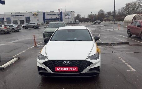 Hyundai Sonata VIII, 2021 год, 2 100 000 рублей, 1 фотография