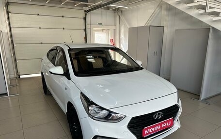 Hyundai Solaris II рестайлинг, 2018 год, 1 098 000 рублей, 1 фотография