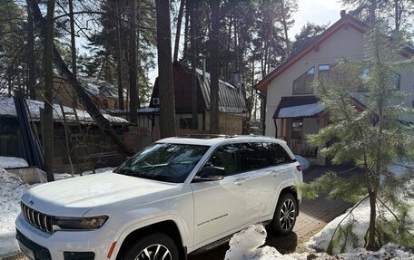 Jeep Grand Cherokee, 2022 год, 8 400 000 рублей, 4 фотография