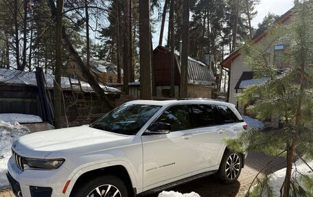 Jeep Grand Cherokee, 2022 год, 8 400 000 рублей, 10 фотография